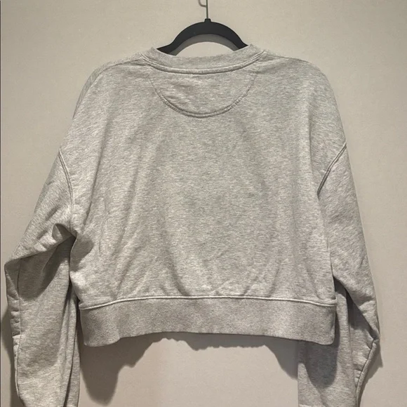 Cotton On - Women's Rhodes Graphic Boxy Crew Sweatshirt. Size Large. Grey. - Picture 9 of 16
